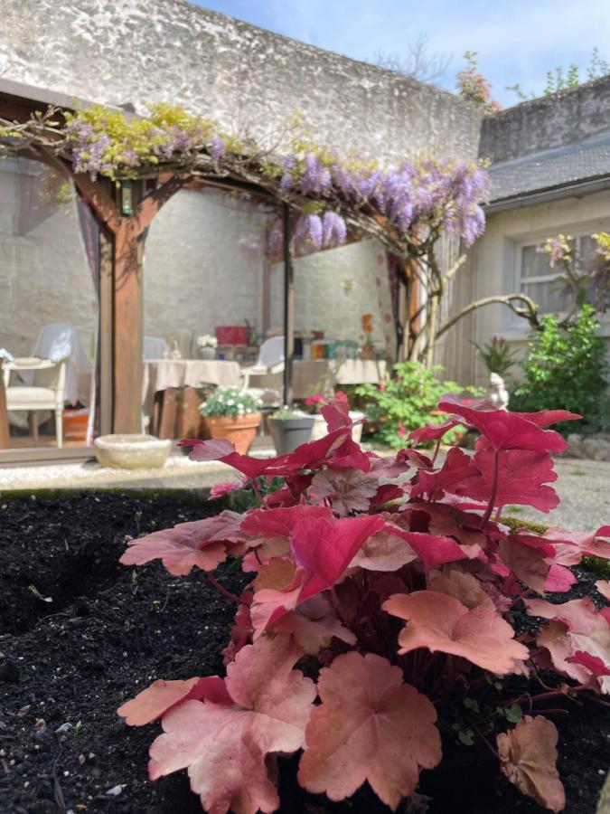 Hotel De La Sologne Beaugency Bagian luar foto